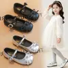 Zapatos Plateados Mary Jane para Niña, Zapatos de Princesa de Cuero con Suela Suave, Zapatos Planos Coreanos para Primavera y Otoño con Lazo, Zapatos de Performance