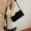 Bolso de Axila para Mujer, Versátil para Otoño e Invierno 2025, Nuevo Diseño de Moda de Nicho, Bolso de Hombro Único Cruzado, Bolso Baguette de Gama Alta