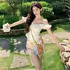 Blusa Corta de Un Hombro Hueca con Mangas Abullonadas y Estampado Floral Falda Bodycon de Cintura Alta Versátil