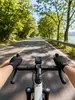 Luvas de motociclista masculinas antiderrapantes com dois dedos expostos para tela sensível ao toque, luvas de verão para motocicleta com proteção UV e proteção solar para veículos elétricos