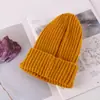 Novo Chapéu Simples de Tricô 2024 para Mulheres, à Prova de Frio e Quente para Outono e Inverno, Chapéu Liso com Barra Tendência e Versátil para Homens