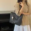 Bolso Tote Retro de Gran Capacidad de Moda de Este Año Nuevo Modelo 2026 Bolso de Hombro de Moda para Mujer Bolso Casual Color Block para Viajes de Negocios para Mujer