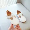 Sapatos de Princesa Estilo Novo Primavera 2026 para Bebês Meninas - Sola Macia Velcro Plano Sapatos para Crianças Pequenas