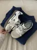 Zapatillas de entrenamiento alemanas de doble tira con bloques de color estilo coreano para mujer, zapatillas casuales de malla transpirable, zapatos blancos versátiles de nicho para niñas