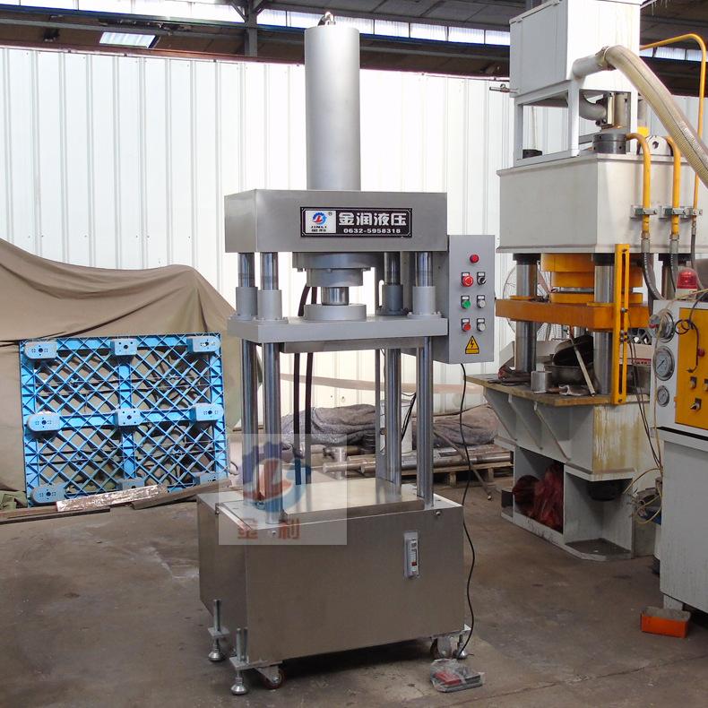 60吨三梁四柱液压机3