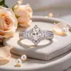 Anillo de Plata de Ley s925 Nuevo de Tong Lin Moda Europea y Americana Forma de Dan Diamante de Simulación de Quilate Anillo de Circonita Diseño de Nicho Femenino