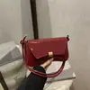 Moda Transfronteriza de un Solo Hombro Simple Moderno 2026 Color Sólido Nuevo Estilo Diseño de Correa de Hombro Ajustable Bolso Cuadrado Pequeño para Viajar