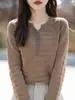 Camiseta de Manga Larga de Algodón Puro con Cuello en V 2026 Nuevo Suéter Base de Punto Suéter Pulóver para Mujer con un Diseño Elegante, Corte Holgado y Efecto Adelgazante