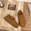 Moda 2026 nuevo estilo para aumentar la altura otoño suela gruesa versátil plataforma slip-on corte profundo zapatos tipo Birkenstock para mujeres petite