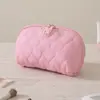 Bolsa de Almacenamiento Semiredonda Acolchada en Forma de Corazón Ropa Interior Calzones Cosméticos Bolso de Almacenamiento de Moda Bolsa de Almacenamiento Portátil para Viajes de Negocios