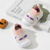 Zapatos de bebé de primavera y verano, nuevos, de malla transpirable, con suela suave, tejido volador, antideslizantes, con pedales de dibujos animados.