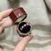 Anillo de Diseño de Nicho de Lujo Ligero con Rubí Cultivado Color Sangre de Paloma para Mujer, Anillo de Cola Personalizado Francés con Diamante de Alto Carbono y Corindón Rojo Anillo de Fila