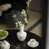 Dinastía Tang y Song Jade Arcilla Porcelana Blanca Florero Floral Pintado a Mano Accesorios para Ceremonia del Té Decoración de Sala de Té Cerámica Florero para el Hogar Arreglo Floral Florero Pequeño