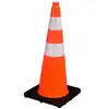 Cone de estrada de PVC altamente refletivo Barreira de aviso de estrada vermelha Cone de isolamento de 70cm Instalações rodoviárias anti-colisão Cone de estrada de borracha