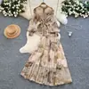 Conjunto Estilo Transfronteiriço para Mulheres: Top de Chiffon Estampado com Mangas Bufantes e Amarração na Cintura Estilo Francês + Saia de Cintura Alta