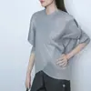 Camiseta de Manga Corta Batwing de Cuello Redondo de Gama Alta para Mujer, Verano Fina Holgada Versátil Top Plisado Inspirado en Issey Miyake