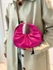 Bolsa Nuvem Plissada Novo Estilo 2024 Moda Bolsa de Ombro Único Transversal de Mão Bolsa Dumpling Sob o Braço Elegante Feminina Comércio Exterior