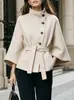 Ropa de mujer transfronteriza europea y americana 2026: cuello mao, cierre de botones diagonal, mangas acampanadas, cintura con cinturón y elegante abrigo de lana para ir al trabajo