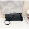 2025 Nova Bolsa Baguete Tecida Transfronteiriça, Bolsa Transversal com Textura Fashion, Bolsa de Mão Clutch Nicho Francês, Bolsa de Ombro de Axila