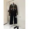 Jeans de Pierna Recta Ajustados Engrosados de Felpa Estilo Dinero Viejo de Invierno para Mujer Suxinlan/YOUMO 95306 (con cinturón)