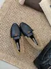 Sapatos Femininos Estilo Francês com Lã, Novo Modelo 2025, Bico Quadrado, Salto Escondido, Mocassins de Corte Profundo, Sapatilhas Quentes Peludas Estilo Britânico