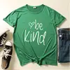 Comercio exterior transfronterizo ropa de primavera y verano para hombres y mujeres letras sé amable estampado simple creativo holgada casual Cuello redondo