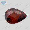 Huagang Gem Granada em forma de pêra Vermelho Dupla Tartaruga Face CZ Zircon Big Red Drop-Shaped Lattice Face Ringed Face Gem