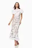 Vestido de Primavera 2027 Nuevo Estilo Transfronterizo Lujo Ligero Cuello Redondo Bordado Floral 3D Mangas Abullonadas Longitud Media Vestido Bodycon