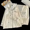 Pijama de Manga Larga para Mujer, Seda Helada de Primavera y Otoño Modelo Nuevo 2026 con Almohadillas en el Pecho, Conjunto Holgado de Ropa para el Hogar de Otoño para Mujer de Tallas Grandes