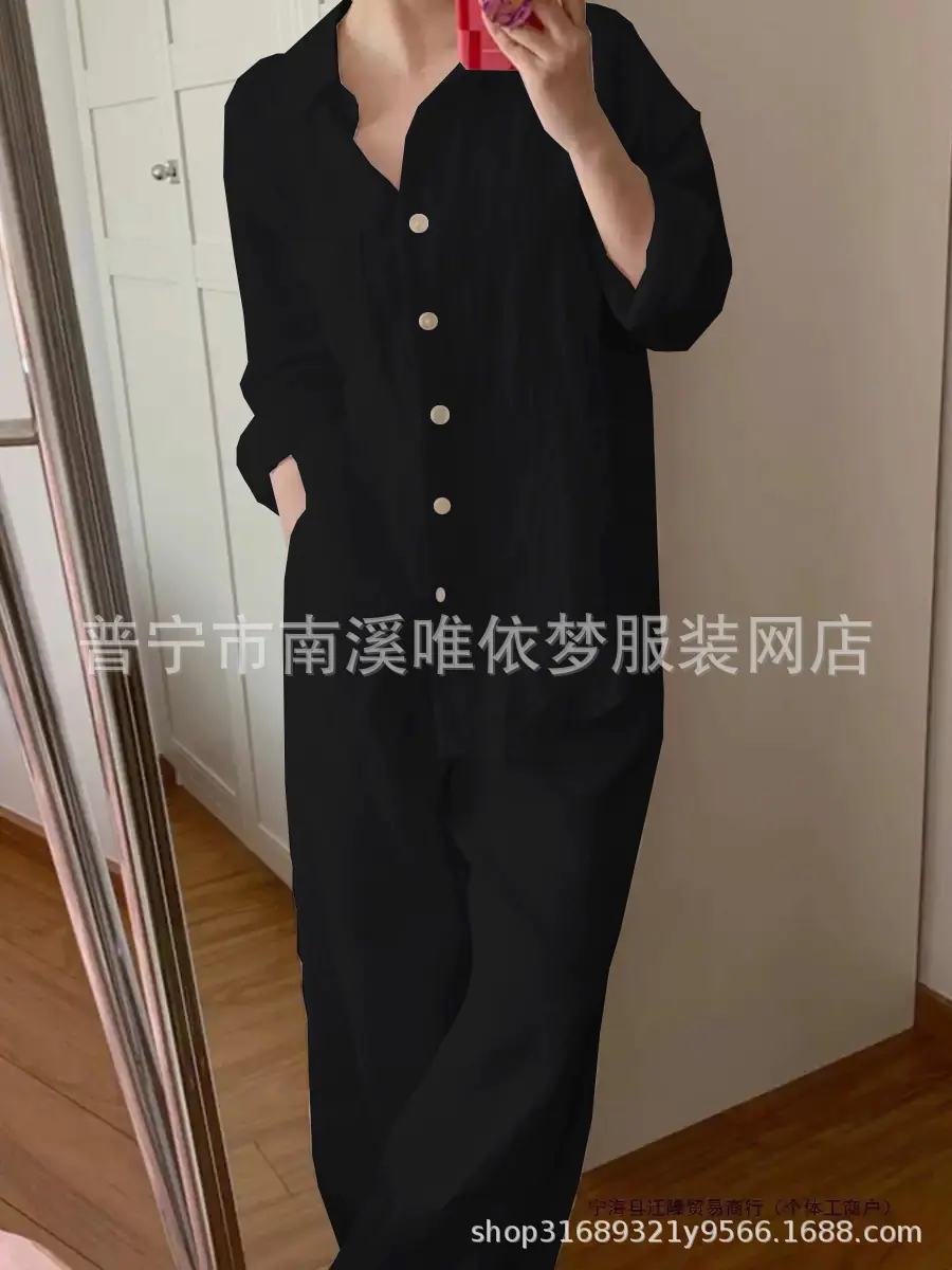 黑色