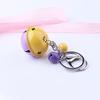 Llavero de coche con campana de dos colores, accesorio creativo con forma de fruta, campana pequeña, color de pintura a juego, accesorios de bricolaje, colgante, regalo