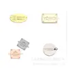 Etiqueta Metálica Cuadrada con Logo de Aleación de Zinc Fundida a Presión con Goteo de Aceite, Accesorios de Ferretería Decorativos para Empaques de Tarjetas, Etiqueta Hecha a Medida