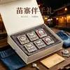 Imán de Refrigerador Cultural y Creativo de la Aldea Miao Qianhu de Guizhou, Corona Miao, Imán de Refrigerador Teñido con Índigo para Tocados Miao, Refrigerador con Bordado Miao
