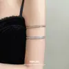 Pulsera Redonda de Zirconia Transfronteriza de Lujo Ligero, Moderna y de Alta Gama, Joyería Elegante y Versátil al por Mayor para Mujeres