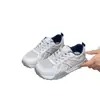 Zapatillas deportivas casuales de malla transpirable con suela gruesa, versátiles para el verano, para mujer, zapatillas de estudiante de moda, zapatillas de entrenamiento alemanas