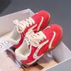 Sapatos estilo alemão para crianças, color block, versão coreana, novo estilo, tênis, 2026, primavera e outono, sola reta, versátil, tênis brancos pequenos, tênis esportivos casuais, da moda