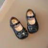 Sapatos de Salto Único Novos Estilos para Meninas Primavera e Outono Estilo Coreano Laço Sapatos Pequenos de Couro para Crianças Moda Solado Macio Sapatos de Princesa para Menininhas