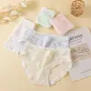 Ropa interior de algodón para bebé grado A, algodón puro para mujer, refuerzo antibacteriano, transpirable, de cintura media, que se ajusta a la cadera, linda, para niñas jóvenes y estudiantes, calzones tipo triángulo