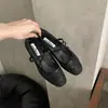 Nuevos zapatos planos de malla primavera-verano de corte bajo 2026 para mujer, zapatos de malla de hada con falda transpirable y lazo