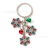 Llavero navideño de aleación con diseño de copo de nieve creativo, colgante de campana, regalo de Navidad, joyería transfronteriza europea y americana