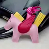 Pendente de Couro do Ano do Cavalo Pingente Criativo de Pônei Acessório de Couro PU Recheado Desenho Animado Exquisito Pingente de Bolsa de Pônei