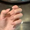 Manicure Removível Acabada Manjusaka Huai Fei Patch de Unha Oval Curto Natural para Alunos Toca o Rosto para Mostrar Clareamento Manicure Nude