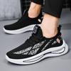 Una generación de zapatos de nueva marea de primavera y otoño, zapatos casuales, zapatillas de deporte, viejos zapatos de tela de Beijing, zapatos de lona con cordones para hombres