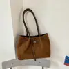 Outono de 2026 Nova Moda Estilo Coreano Retrô Nicho Bolsa Tote Grande Capacidade Toque de Luxo Bolsa de Ombro Único Transversal