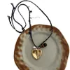 Collar con Colgante de Corazón de Metal Tejido a Mano para Mujer Moda de Gama Alta Pequeño Fresco Manzana Cadena de Clavícula Personalizada Accesorios
