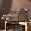 Botas de trabajo casuales para hombre estilo británico, nuevas de otoño, botas de media caña antideslizantes y resistentes al desgaste para exteriores para hombre