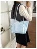 Bolso tote moderno, casual y minimalista con un tacto de alta calidad y gran capacidad, perfecto para otoño y una opción elegante para mujeres