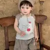 Conjunto Sem Manga para Bebês e Crianças Pequenas Verão Novo Estilo 2026 Menino Estampado de Desenho Color Block Conjunto de Duas Peças