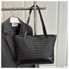 Bolsa de palha de grande capacidade feminina 2025, nova, moderna, elegante, versátil, simples, de nicho, retrô, bolsa tote feminina de alta qualidade