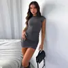 Vestido Curto de Manga Curta Justo sem Costas para Mulheres, Novo Vestido Curto de Renda Justo Sexy para Estudantes Universitários